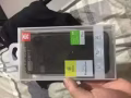 出售苹果7plus    黑色手机克，和全屏保护膜！！！！只要30！未拆封，