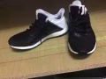 出售Adidas新款鞋子。小印度自取 請簡訊聯繫