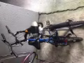 自行車。有一架折式的