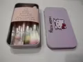 Hello Kitty 彩妆扫 （7把扫包括精美的盒子）