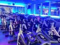 新加坡 大型健身房和瑜伽馆 免费试课
