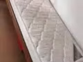 搬家闲置实木单人床转让