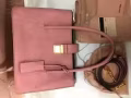 Prada / Miu Miu / Ferragamo 包包和鞋子