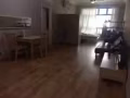 近四美地铁站 2房公寓出租 $2200无中介费 距机场7分钟车程