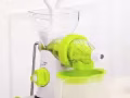 移動晾衣架和果汁機處理