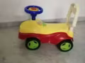 出售玩具車