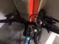 出手二手山地自行車 買的全新車 新車180 因為回國便宜處理 超值