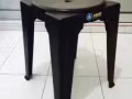 書桌、椅子、橙子