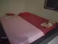 夫妻房 情侣房 两个女生
