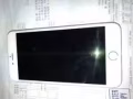 出一個新加坡本地機蘋果6S plus銀色64G,95新