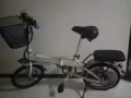 电动脚踏车出售