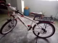 九成新脚踏车出售