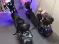 爆改拉风哈雷电动车