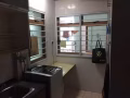 近盛港地铁站，普通房出租，水电网全包，全新装修，人少干净。