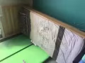 單人床