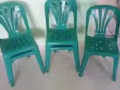 胶椅子