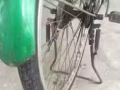 照片剛剛拍攝，車子騎行很輕快，有鎖，剎車好用，有車鈴，新外胎，好騎，裕廊東 