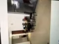 淡滨尼东地铁站女搭房