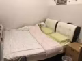 精美king size 床架加床垫 