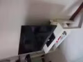 40 寸TOSHIBA 带一个放电视?的桌子