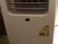 二手便攜空調，使用六個月，帶遙控器，正常使用，200新