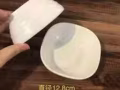 全新的碗、盘 低价出售，在牛车水，