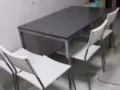 美观耐用的餐桌