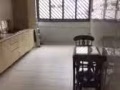 新房义顺大牌242现有男搭房出租，靠近巴士总站，工业园区！