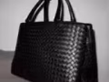 BOTTEGA VENETA 女士包包原價3800新幣 現賣1900新幣