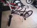 剛買的腳踏車 電話號碼93856353