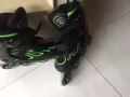 溜冰鞋
