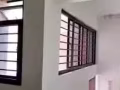  一站式裝修。窗口，玻璃門，鋁鐵花，廁所門，等等 。承接政府住屋，公寓及私人屋