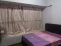 ?巴耶利峇地鐵站，亞龍30 巷 泳池公寓 一間大普通房 出租 整套住六個人 干
