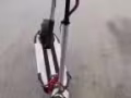 電動滑板車轉讓，因要回國現處理9成新電動滑板車一輛，新車1300現價480轉讓送