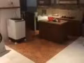 招女搭房