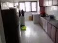 淡宾尼地铁站走路10分钟，住6人，交通方便。生活便捷。