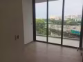 波东巴西地铁站旁边（走2分钟）！公寓普通房出租， 干净舒适，4月中下即可拎入住！