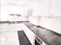 步行8分鐘到淡濱尼地鐵站! 高樓! 組屋寬大! 裝修良好! 五房式組屋出售！