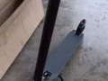 收購一台滑板車