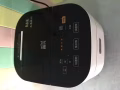出一个美的智能电饭煲。很新