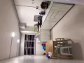 床位女搭房