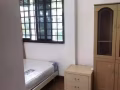 地铁站走路3分钟，有冷空气，清洁，多巴士，少煮，多空间