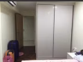 5分钟近后港和万国地铁站，坐巴士1分钟，宽敞明亮的房间出租！！！