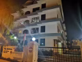 近友诺士地铁站有单间，报本屋地址，有免费小车停车位。