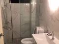 靠近Eunos地铁附近的私人别墅有一间主卧出租！