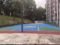 牛車水公寓房，男床位出租，五分鐘到地鐵站，吃飯方便。
