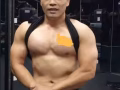 想要健美的身材嗎？找我吧，從事健身鍛鍊10餘年的專業教練