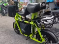 本人有一辆电动车，有牌照，符合新加坡Ul2272标准