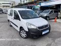 06/17 标致 Peugeot Partner 1.6 自动柴油小型货车出售