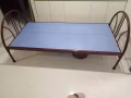 單人床